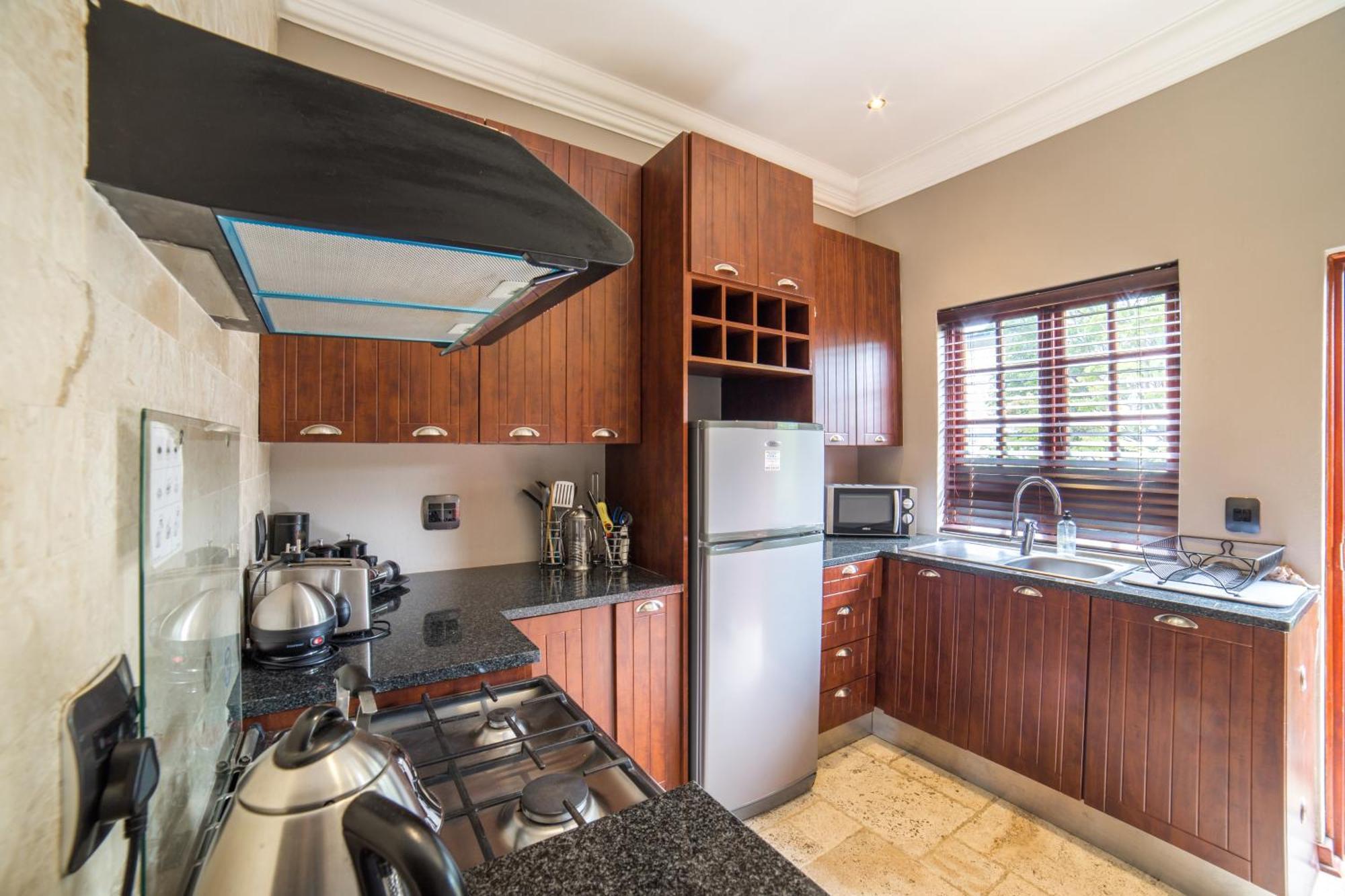 Tuareg Guest House Midrand Buitenkant foto